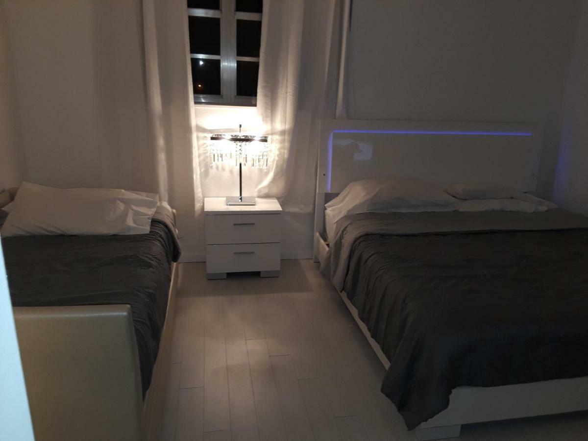 Tides Apt On Hollywood Beach Esterno foto